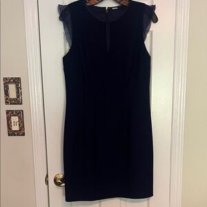 Elie Tahari Blue wool Dress with Sheer cap Sleeves